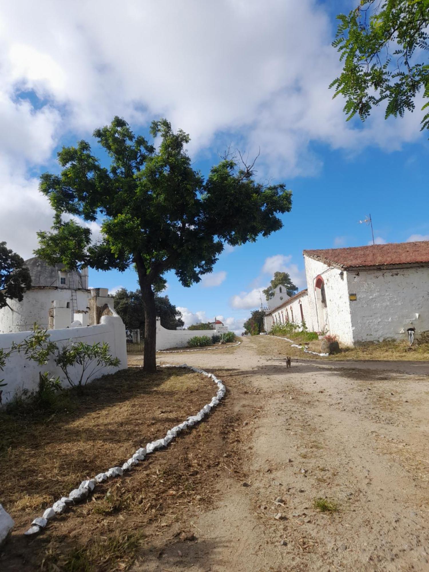 Navas del Madroño Hotel Rural El Vaqueril מראה חיצוני תמונה