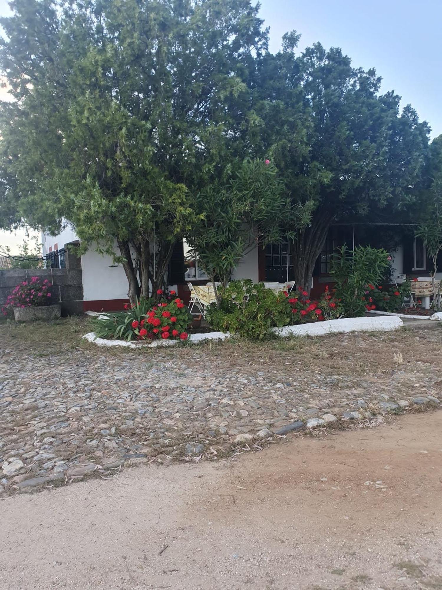 Navas del Madroño Hotel Rural El Vaqueril מראה חיצוני תמונה