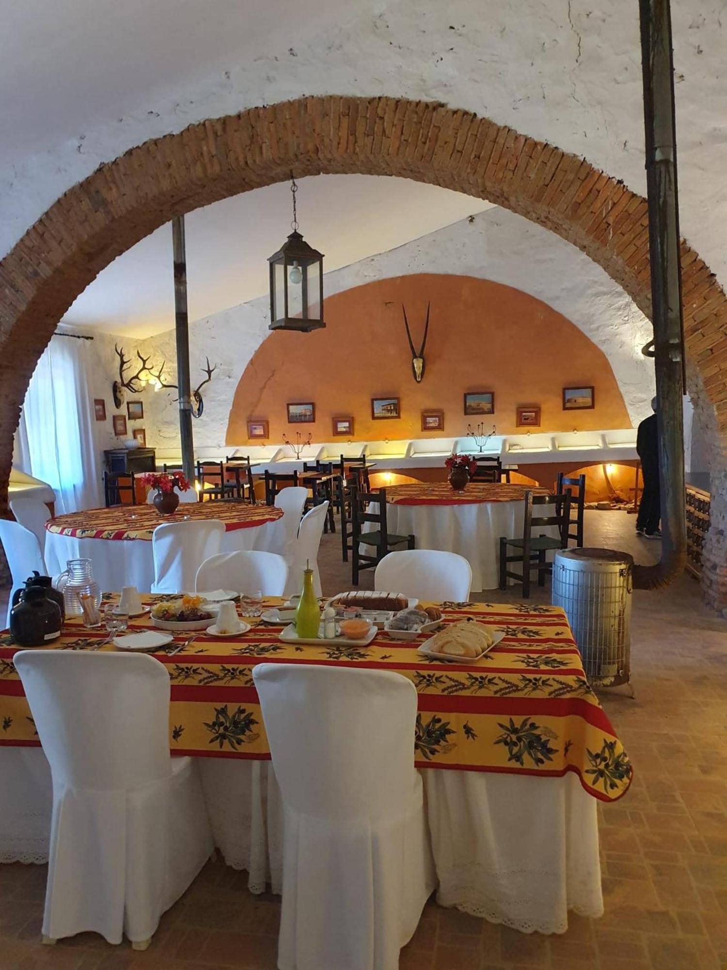 Navas del Madroño Hotel Rural El Vaqueril מראה חיצוני תמונה